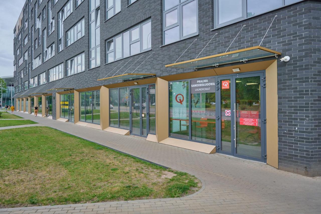 Wroclavia Apartments Dyrekcyjna By Noclegi Renters ヴロツワフ エクステリア 写真