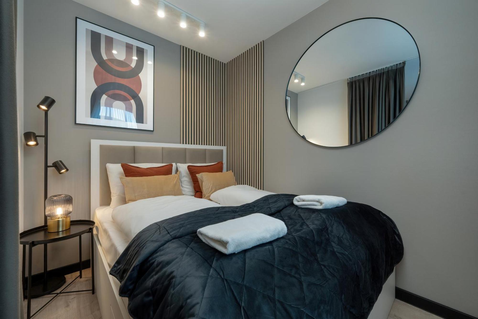Wroclavia Apartments Dyrekcyjna By Noclegi Renters ヴロツワフ エクステリア 写真